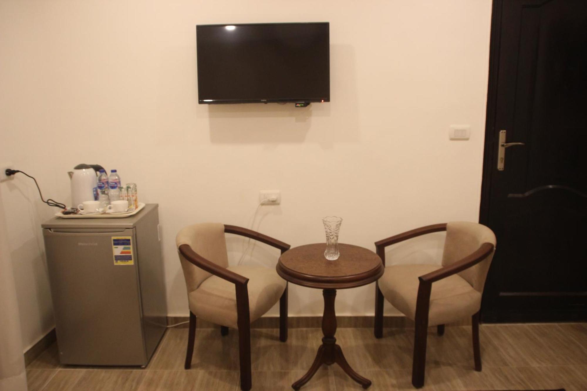 Farida Pyramids Boutique Hotel Kafret el-Gabal Eksteriør billede